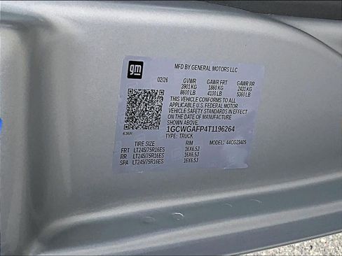 New 2026 Chevrolet Express 2500 w/ Driver Convenience Package RWD image 16