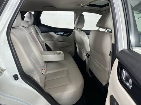 Used 2018 Nissan Rogue Sport SL w/ SL Premium Package image 27