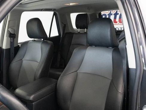 Used 2024 Toyota 4Runner SR5 Premium w/ Moonroof Package AWD/4WD image 17