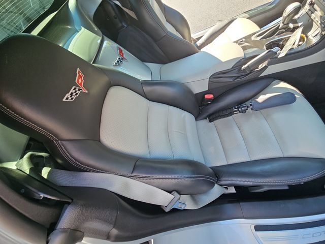 Used 2008 Chevrolet Corvette Convertible w/ Preferred Equipment Group RWD image 31
