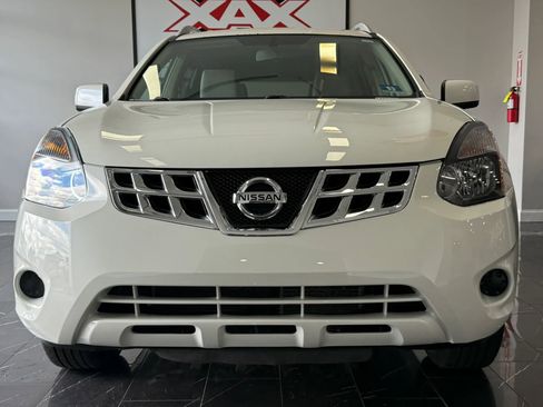 Used 2013 Nissan Rogue SV AWD/4WD image 2
