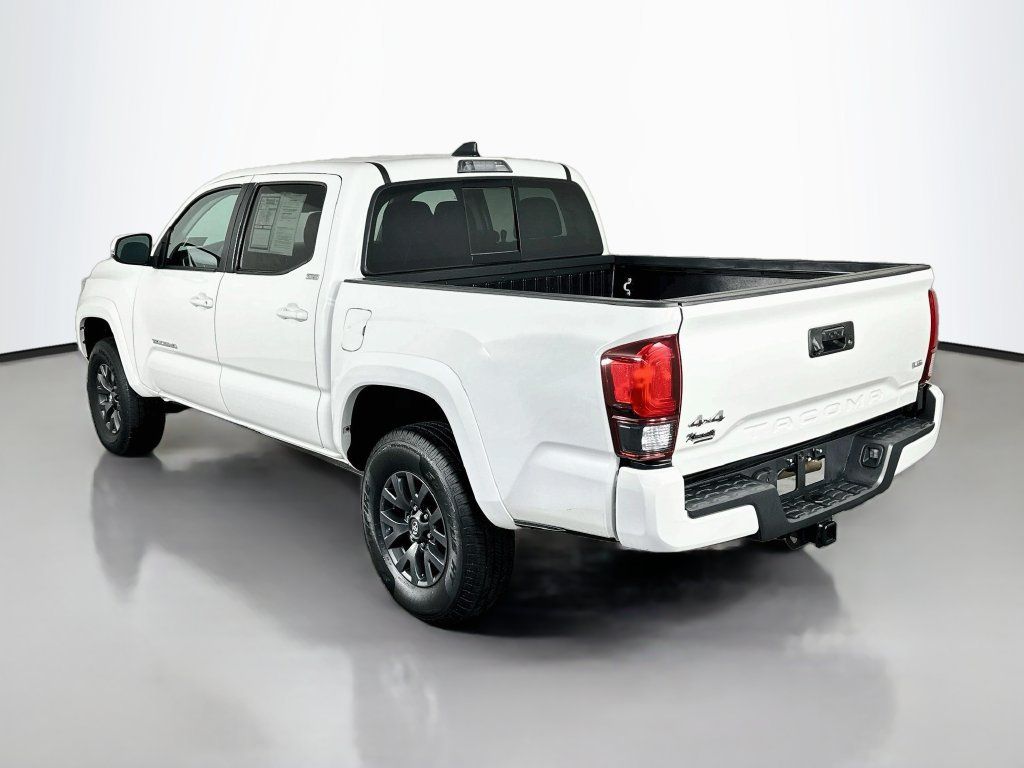 Used 2023 Toyota Tacoma SR5 w/ Technology Package AWD/4WD image 5