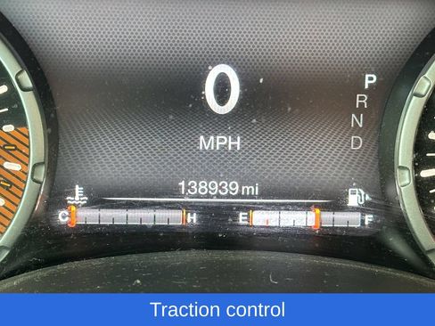 Used 2019 Jeep Renegade Limited w/ UConnect 8.4 Nav Group AWD/4WD image 3