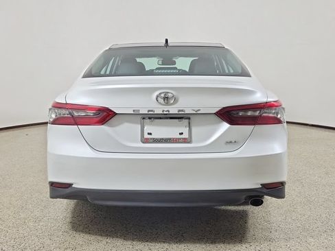Used 2023 Toyota Camry XLE FWD image 6