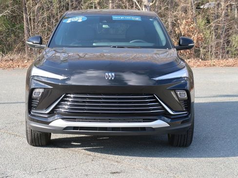 Certified 2025 Buick Envista Preferred w/ Convenience I Package image 2