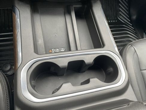 Used 2022 Chevrolet Silverado 2500 High Country w/ Technology Package image 21