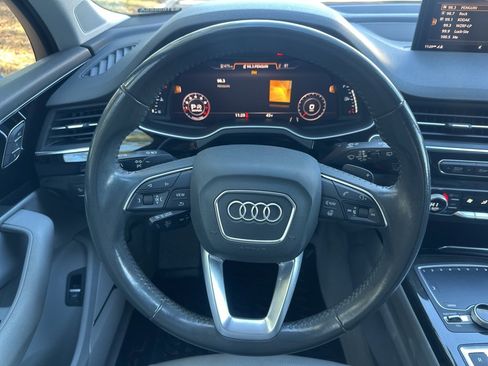 Used 2018 Audi Q7 3.0T Prestige w/ Prestige Package image 18