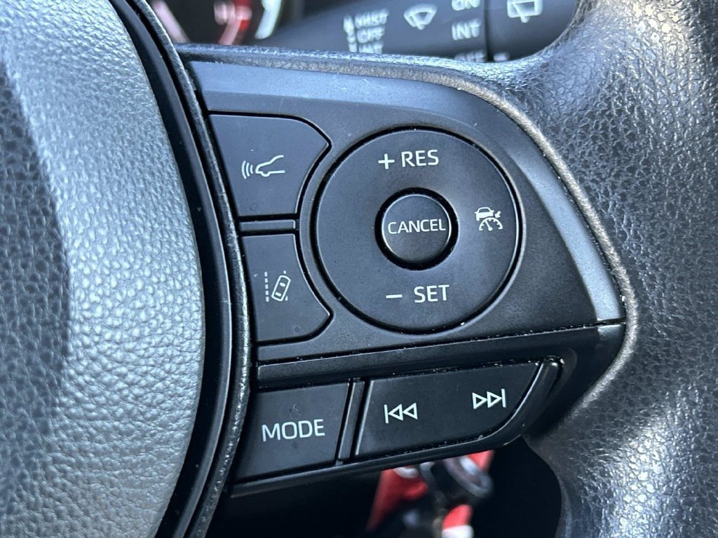 Used 2023 Toyota RAV4 LE FWD image 28