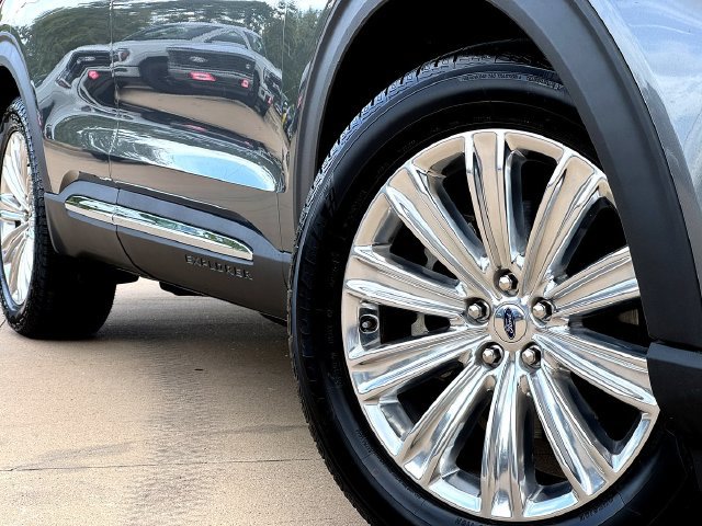 Certified 2023 Ford Explorer Limited w/ Limited Technology Package RWD image 7