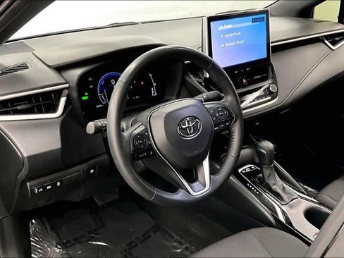 Used 2025 Toyota Corolla SE image 16