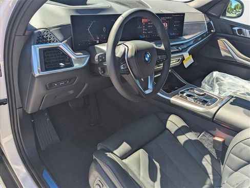 New 2026 BMW X5 sDrive40i w/ Premium Package image 3