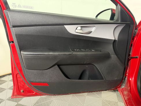 Used 2024 Kia Forte LXS FWD image 10