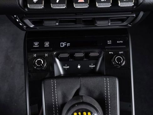 Used 2023 Porsche 911 GT3 RWD image 42