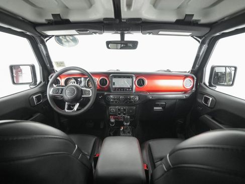 Used 2023 Jeep Gladiator Rubicon w/ LED Lighting Group AWD/4WD image 16