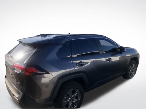 Used 2023 Toyota RAV4 XLE w/ Convenience Package FWD image 3