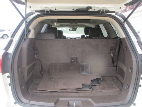 Used 2014 Buick Enclave Premium w/ Trailering Provision Package FWD image 6