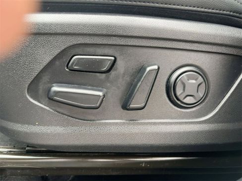 Used 2022 Kia Sorento SX Prestige image 14