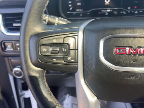 Used 2023 GMC Yukon XL SLT w/ SLT Premium Package RWD image 29
