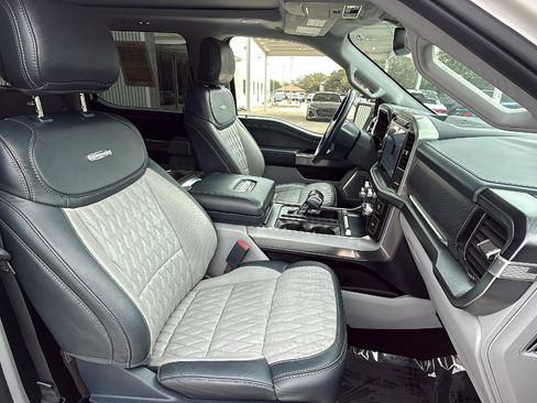 Used 2021 Ford F150 Limited image 31