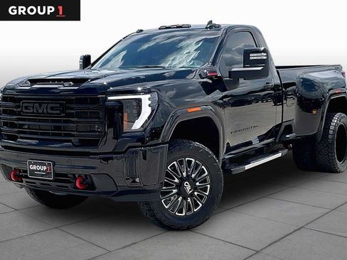 Used 2025 GMC Sierra 3500 SLE AWD/4WD image 1