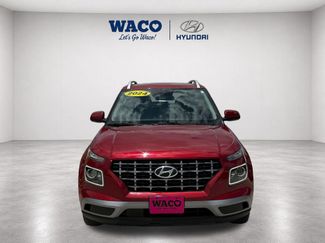 Used 2024 Hyundai Venue Limited FWD video 2