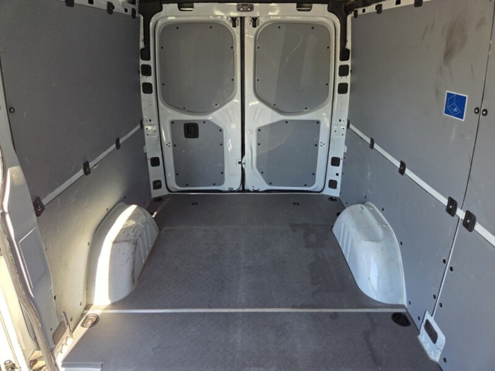 Used 2024 Mercedes-Benz Sprinter 2500 image 17