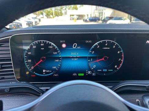 Used 2020 Mercedes-Benz GLE 450 4MATIC image 25