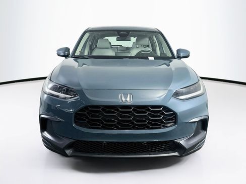Used 2023 Honda HR-V LX image 2