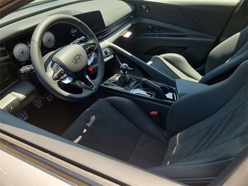 New 2025 Hyundai Elantra N image 2