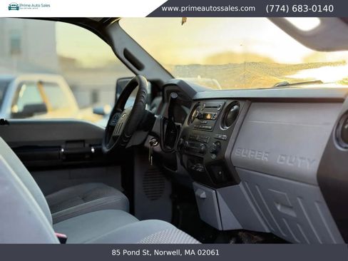 Used 2016 Ford F250 XL w/ XL Appearance Package AWD/4WD image 14