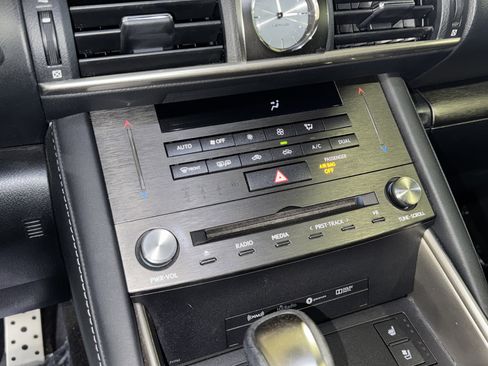 Used 2019 Lexus IS 300 F Sport w/ F Sport Package image 27