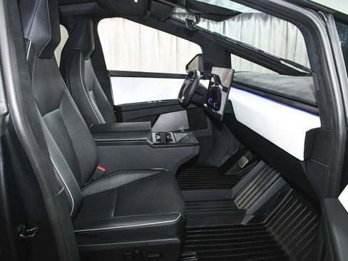 Used 2024 Tesla Cybertruck Cyberbeast AWD/4WD image 60