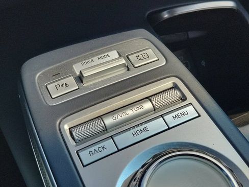 Used 2023 Genesis GV70 2.5T Sport Prestige w/ Sport Prestige Package AWD/4WD image 29
