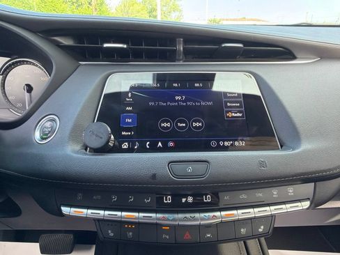 Used 2020 Cadillac XT4 Premium Luxury FWD image 7