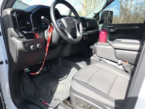 Used 2024 Chevrolet Silverado 2500 LT w/ Z71 Sport Edition image 21