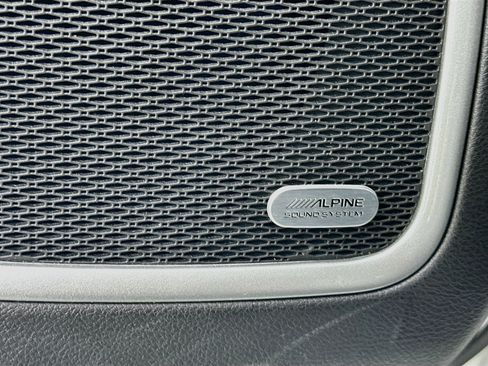 Used 2022 Jeep Compass Latitude w/ Sun and Sound Group FWD image 18