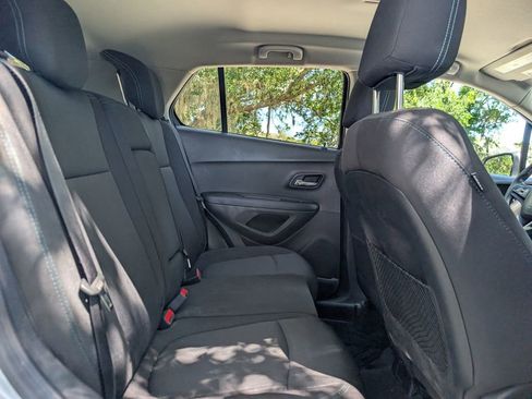 Used 2016 Chevrolet Trax LT w/ LPO, Protection Package FWD image 15