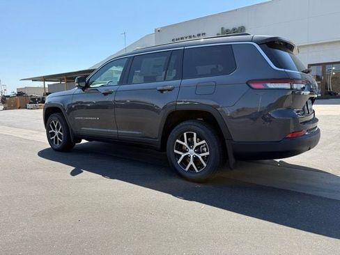 New 2025 Jeep Grand Cherokee L Limited w/ Trailer Tow Package image 4