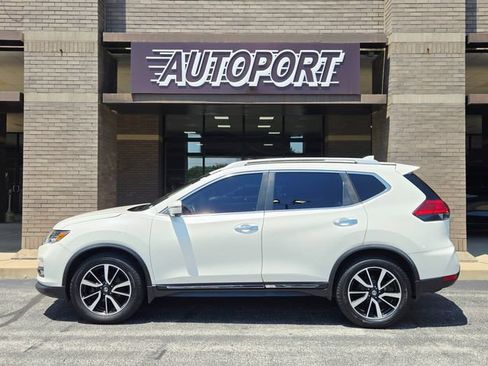 Used 2017 Nissan Rogue SL w/ SL Premium Package AWD/4WD image 5