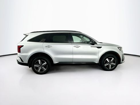 Used 2021 Kia Sorento EX AWD/4WD image 10