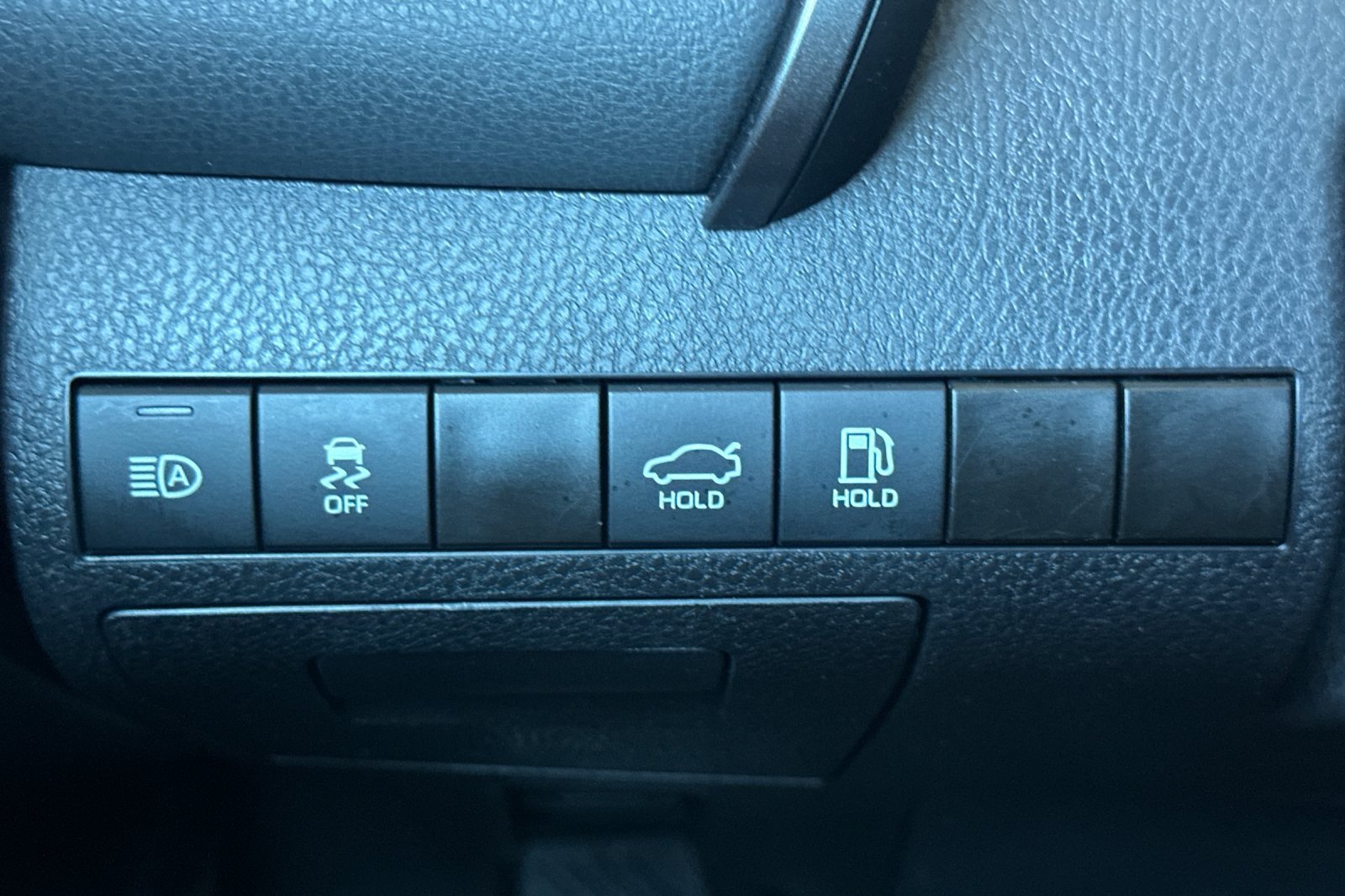 Certified 2023 Toyota Camry XSE FWD image 31