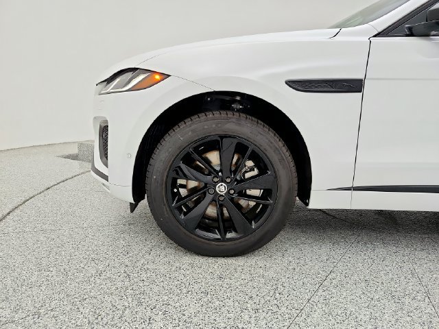 New 2026 Jaguar F-PACE R-Dynamic S AWD/4WD image 29