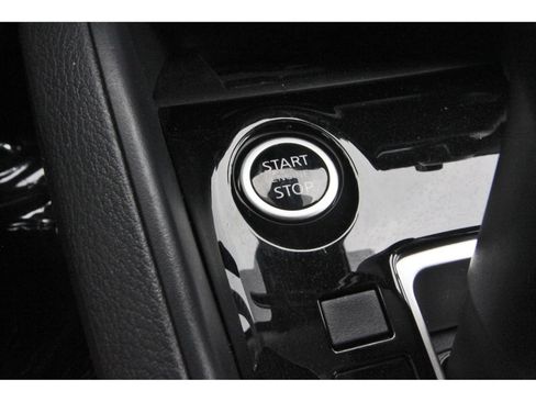 Certified 2025 Nissan Versa SV w/ Trunk Package FWD image 27