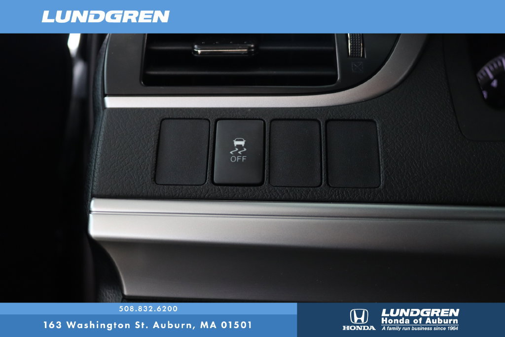Used 2014 Toyota Camry SE FWD image 27