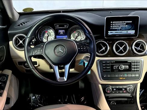 Used 2015 Mercedes-Benz GLA 250 4MATIC image 5