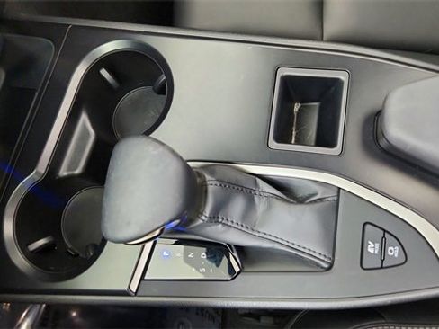Used 2024 Lexus UX 250h FWD image 49