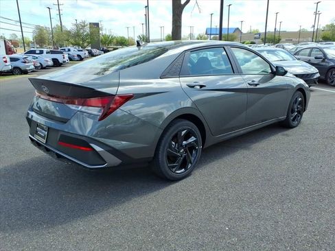 New 2026 Hyundai Elantra Sport image 18