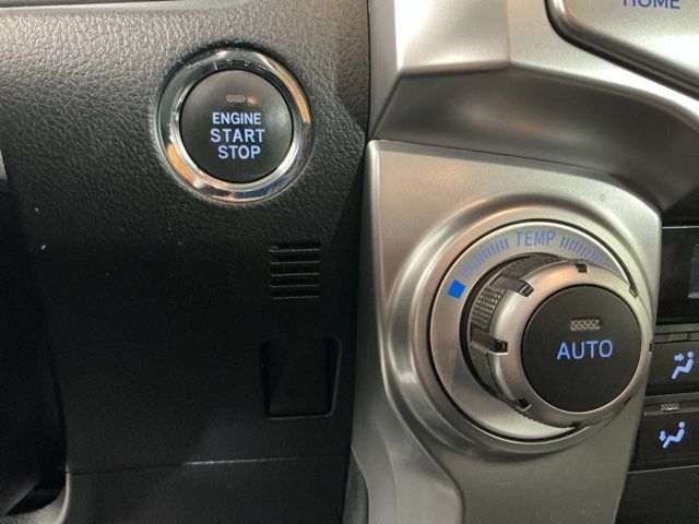 Used 2019 Toyota 4Runner Limited AWD/4WD image 23