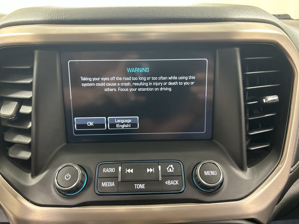 Used 2019 GMC Acadia Denali w/ Technology Package AWD/4WD image 14