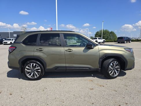 Used 2026 Subaru Forester Touring w/ Touring Package AWD/4WD image 18
